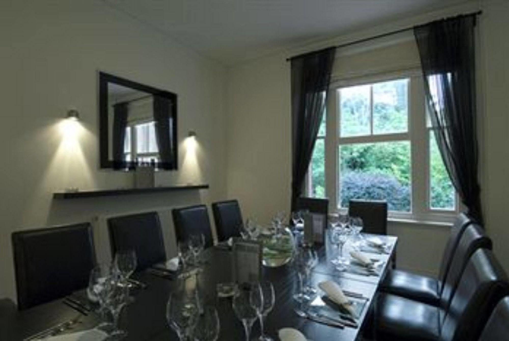 فندق Tunbridge Wells Retreat المطعم الصورة